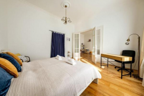 Figaro Flat - AC, Netflix Budapest